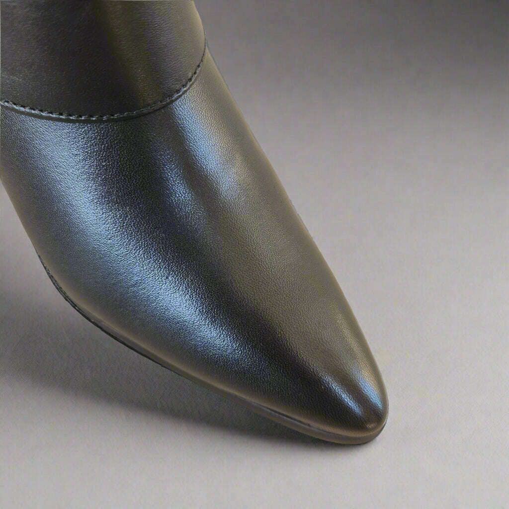 chocolat-blu---leeza---black-or-brownbootschocolat-bluplum-bottom-34464378