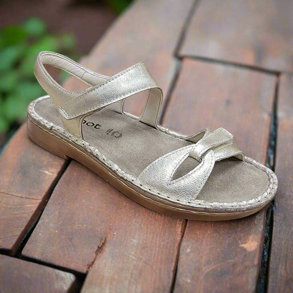 naot---evora---gold-radiantsandalsyaleetplum-bottom-34464148