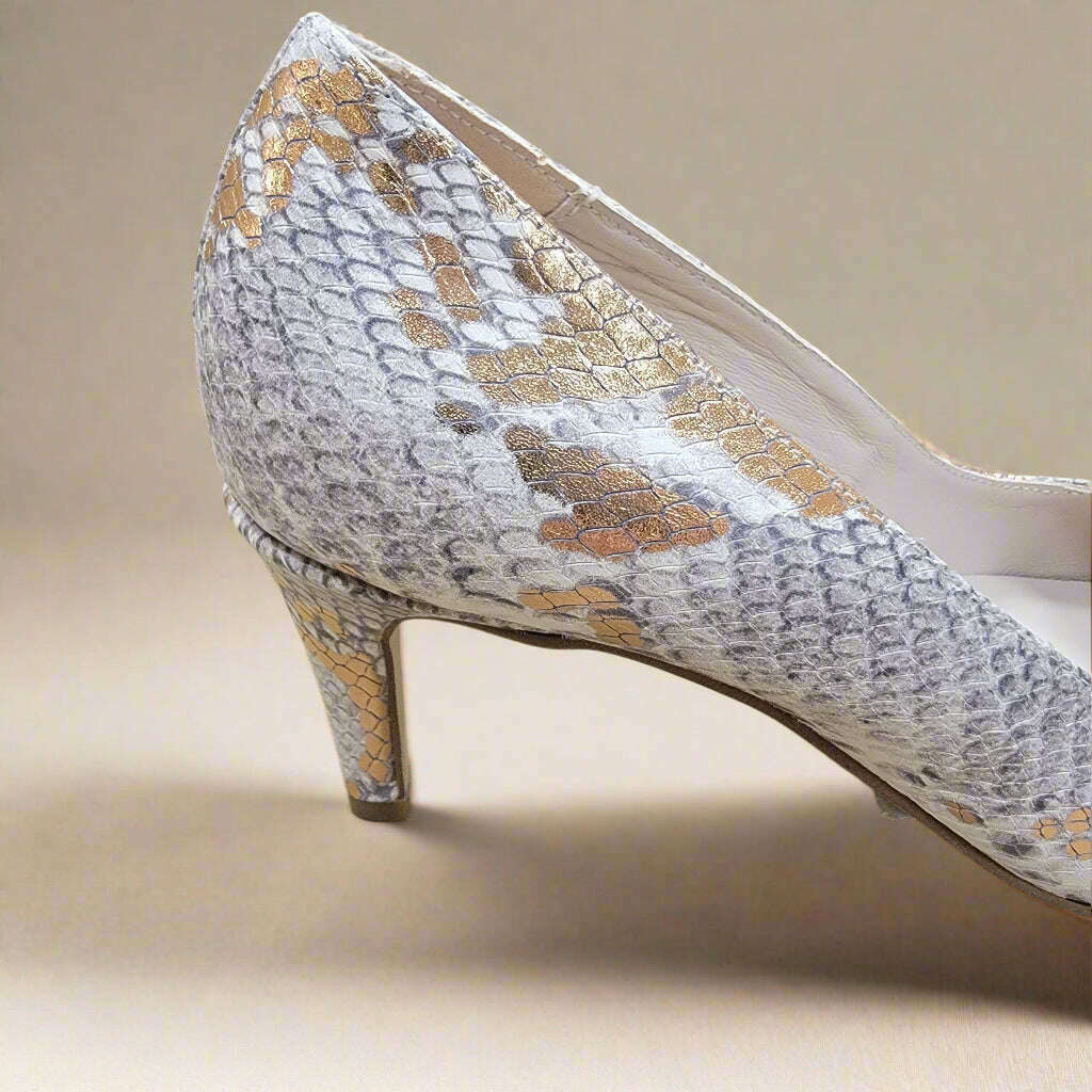pedro-anton---2900-heeled-pump---gold-reptilepumpspedro-antonplum-bottom-34463692