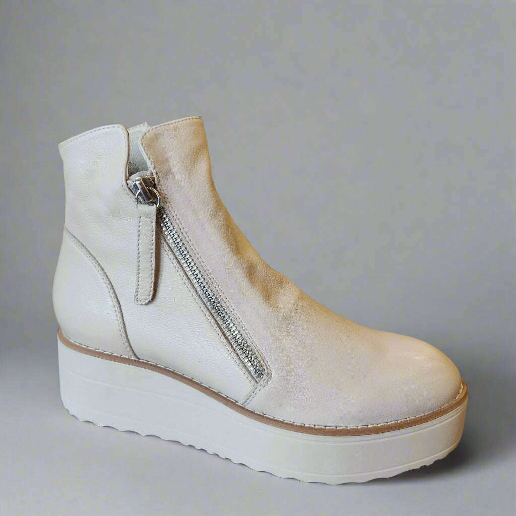 silent-d-nenebootssildentdplum-bottom-34086594