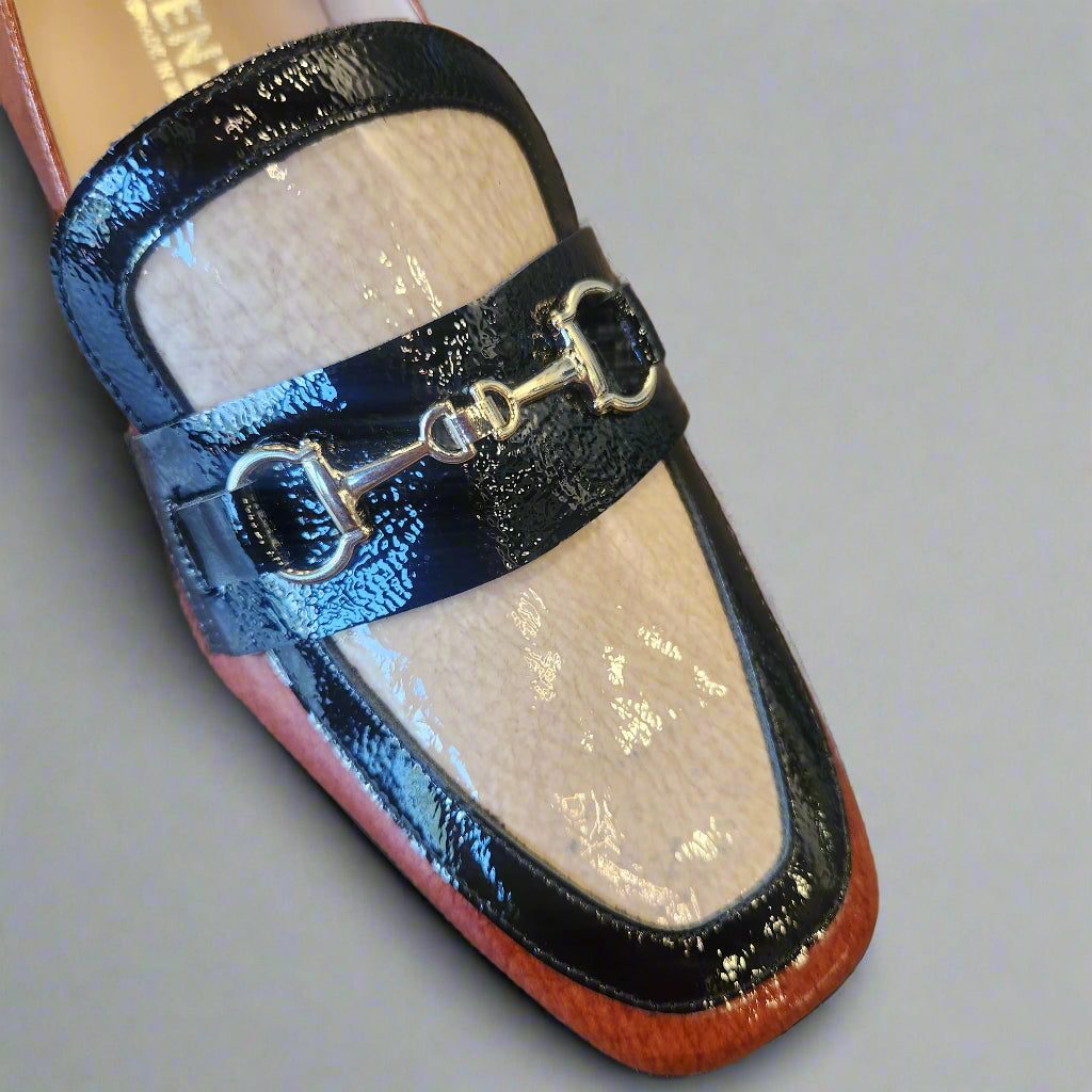 DI CHENZO 7001 Loafer in patent leather