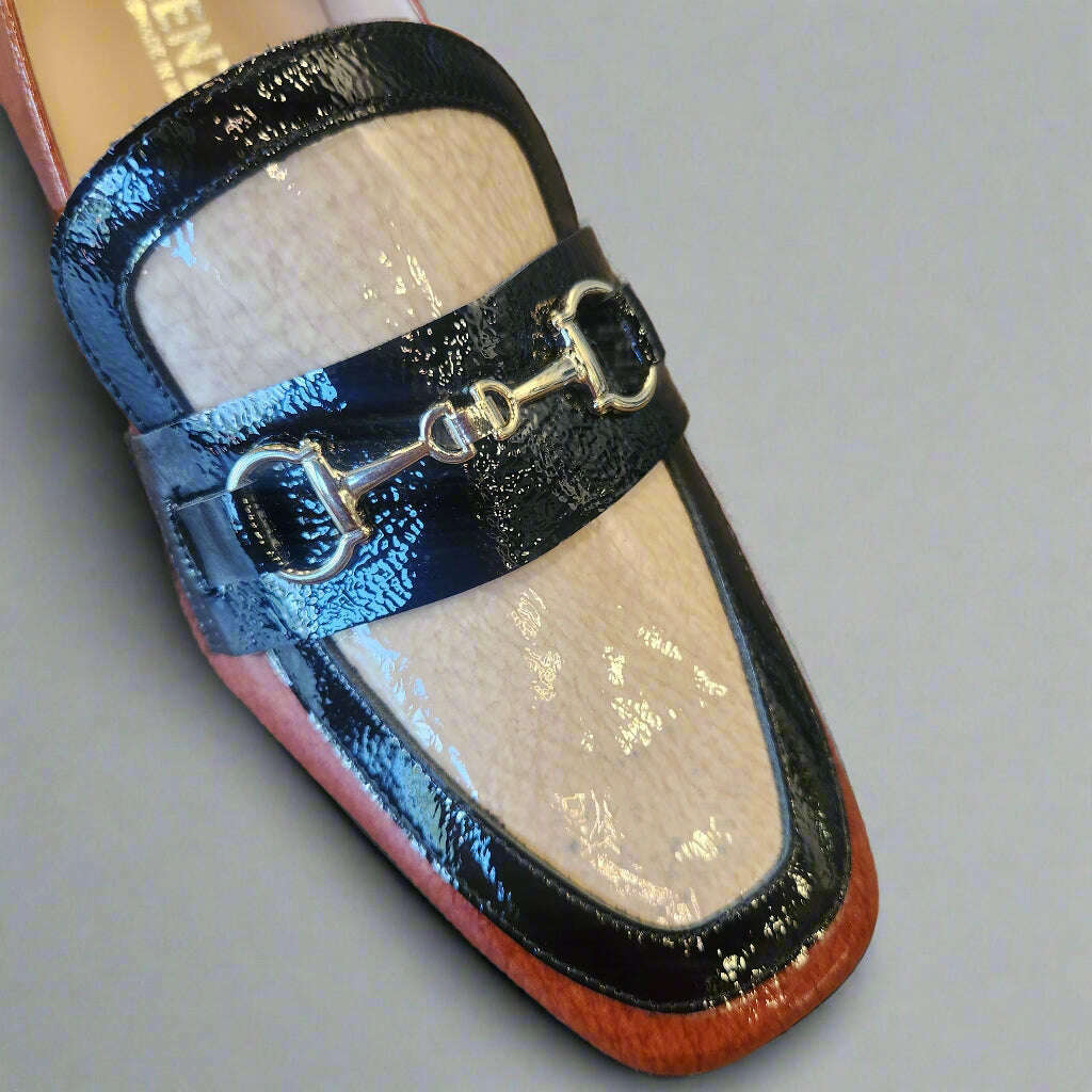 di-chenzo-7001-loafer-in-patent-leatherloafersdichenzoplum-bottom-34464342