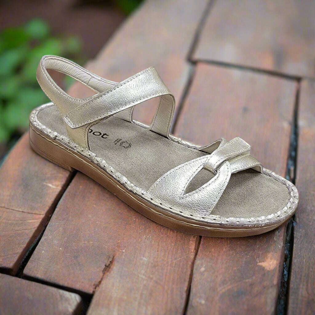 naot---evora---gold-radiantsandalsyaleetplum-bottom-33653115
