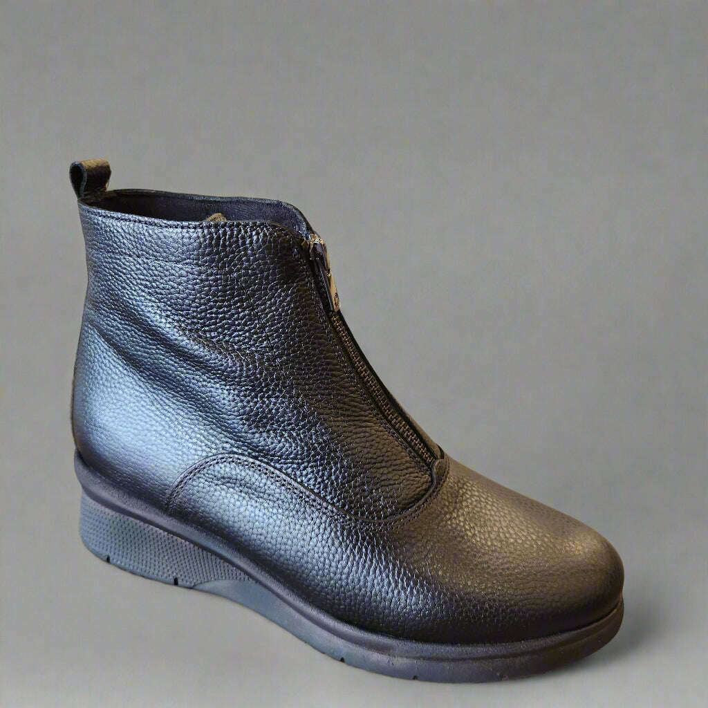 eric-michael-mandy-in-copper-or-blackbootseric-michaelplum-bottom-34086601