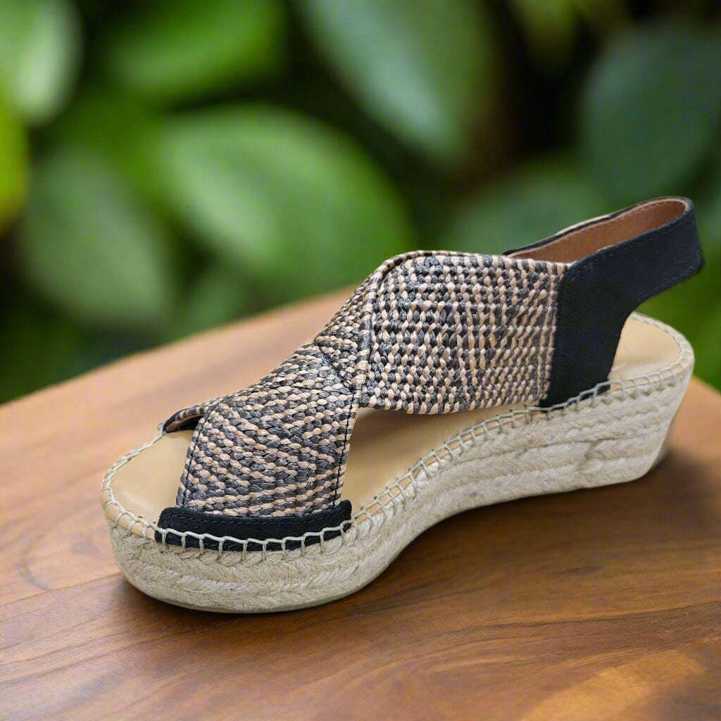 TONI PONS - MASAI - black & white, Sandals, Toni Pons, Plum Bottom