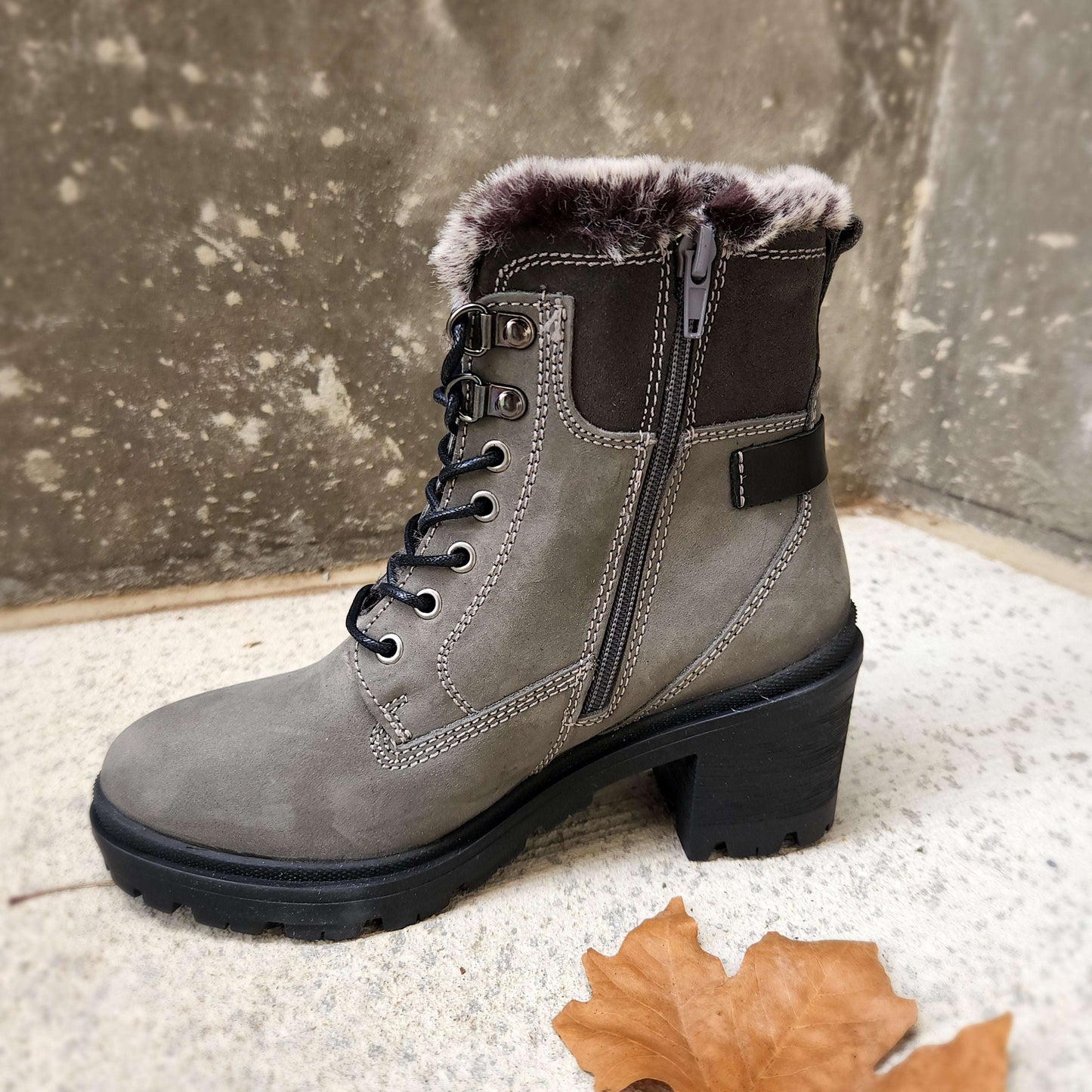 Eric Michael - Phylis, Boots, Eric Michael, Plum Bottom
