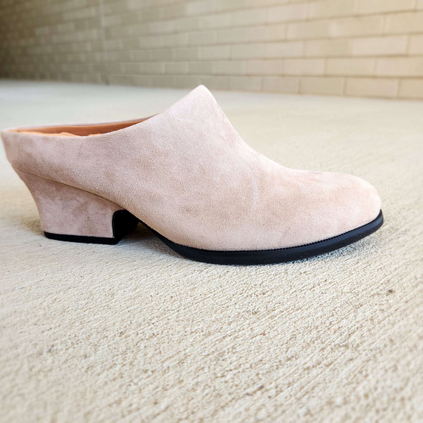 L'Amour des Pieds - Jiya, Slides, L'amour Des Pieds, Plum Bottom