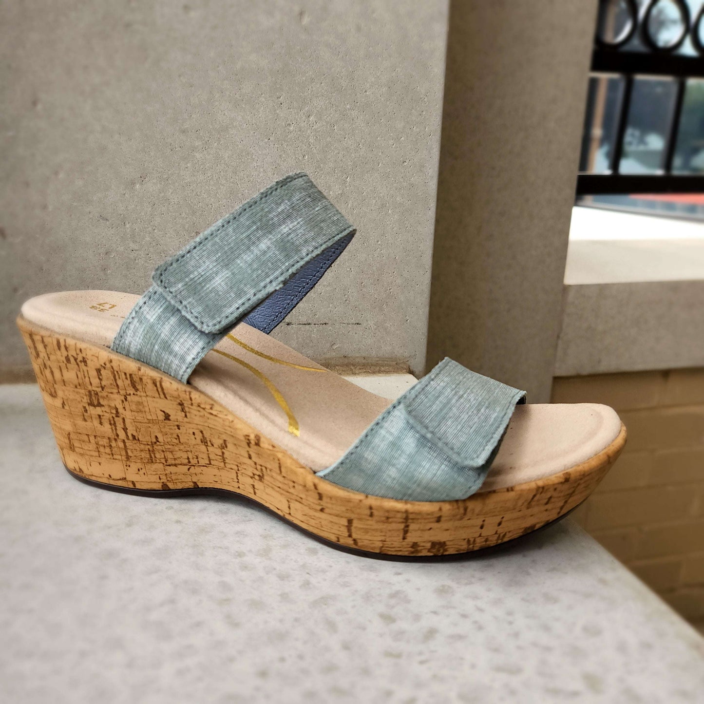 Naot - Caveran Resort Wedge, Sandals, Yaleet, Plum Bottom