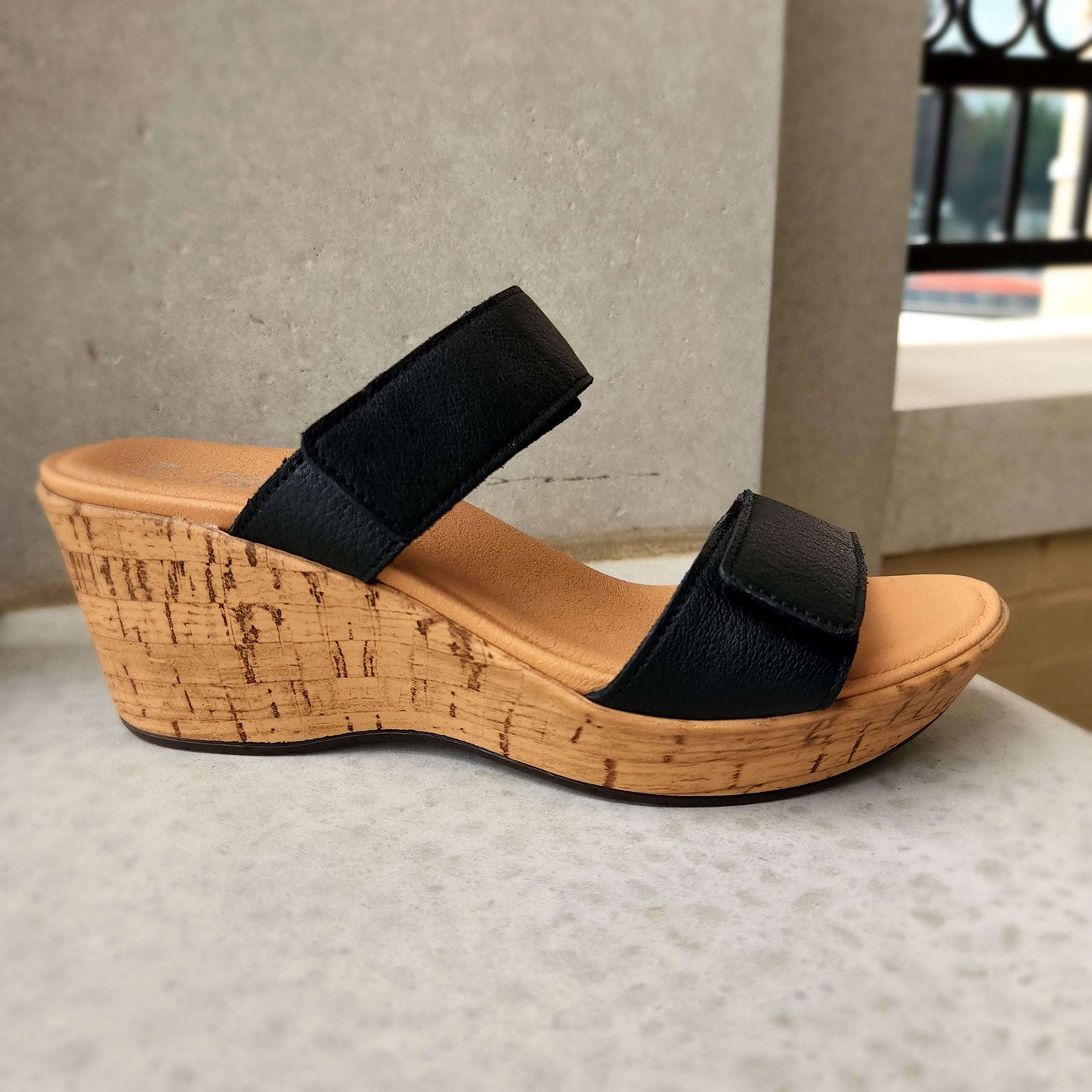 Naot - Caveran Resort Wedge, Sandals, Yaleet, Plum Bottom