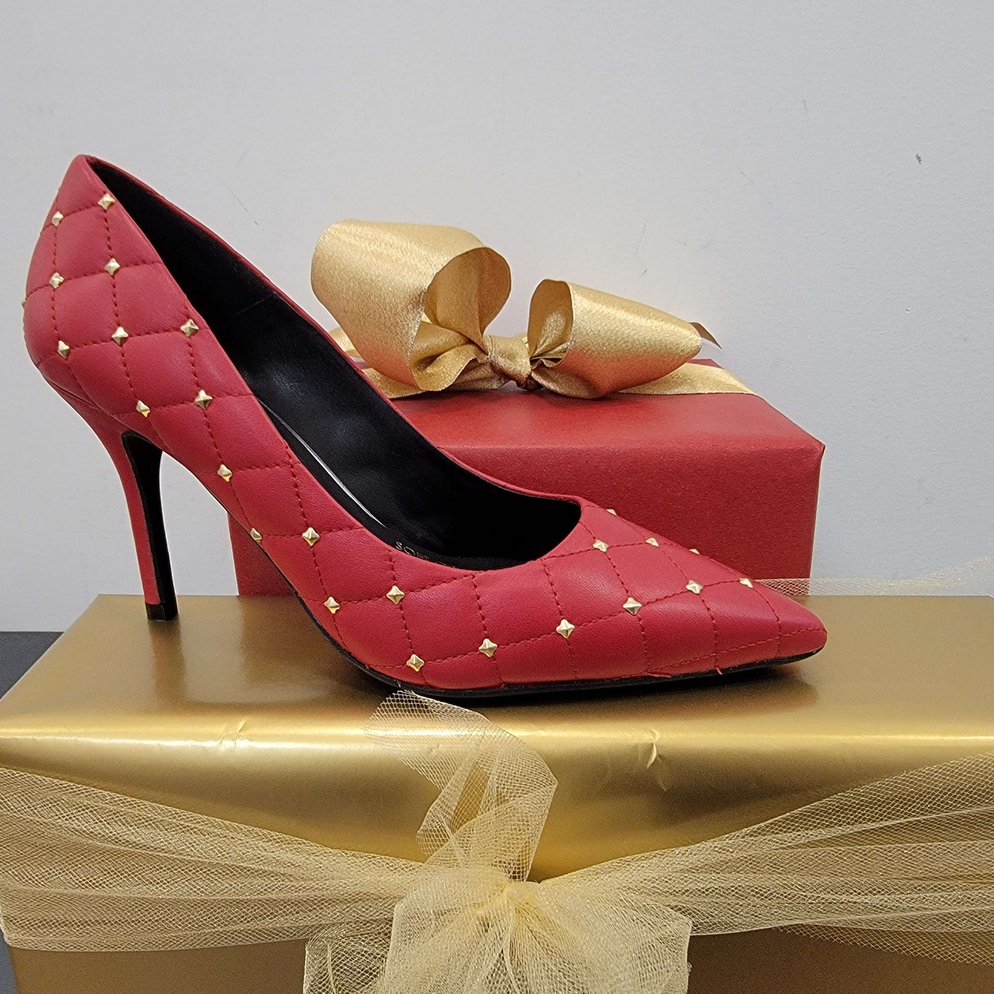 PEDRO ANTON Piuma 3911 Pump, CLEARANCE, PEDRO ANTON, Plum Bottom