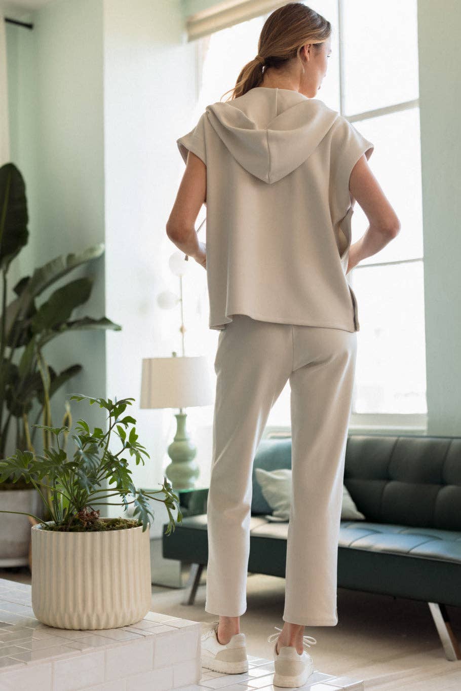 JOH APPAREL Felix Stretch Crepe Knit Pant Beige