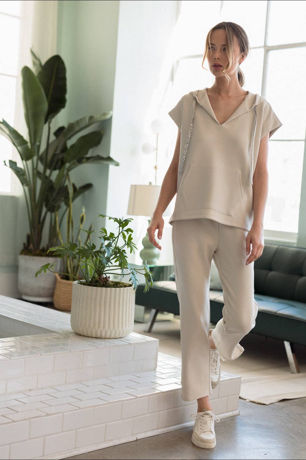 JOH APPAREL Felix Stretch Crepe Knit Pant Beige