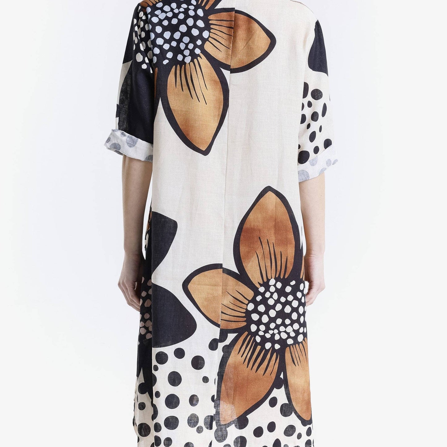 [TINA Stephens Italy/Tees By Tina - April Large Flower Pocket Dress (DSS165L): 095 Black/Brown / One Size], [Dresses], [TINA Stephens Italy/Tees By Tina], [Plum Bottom].