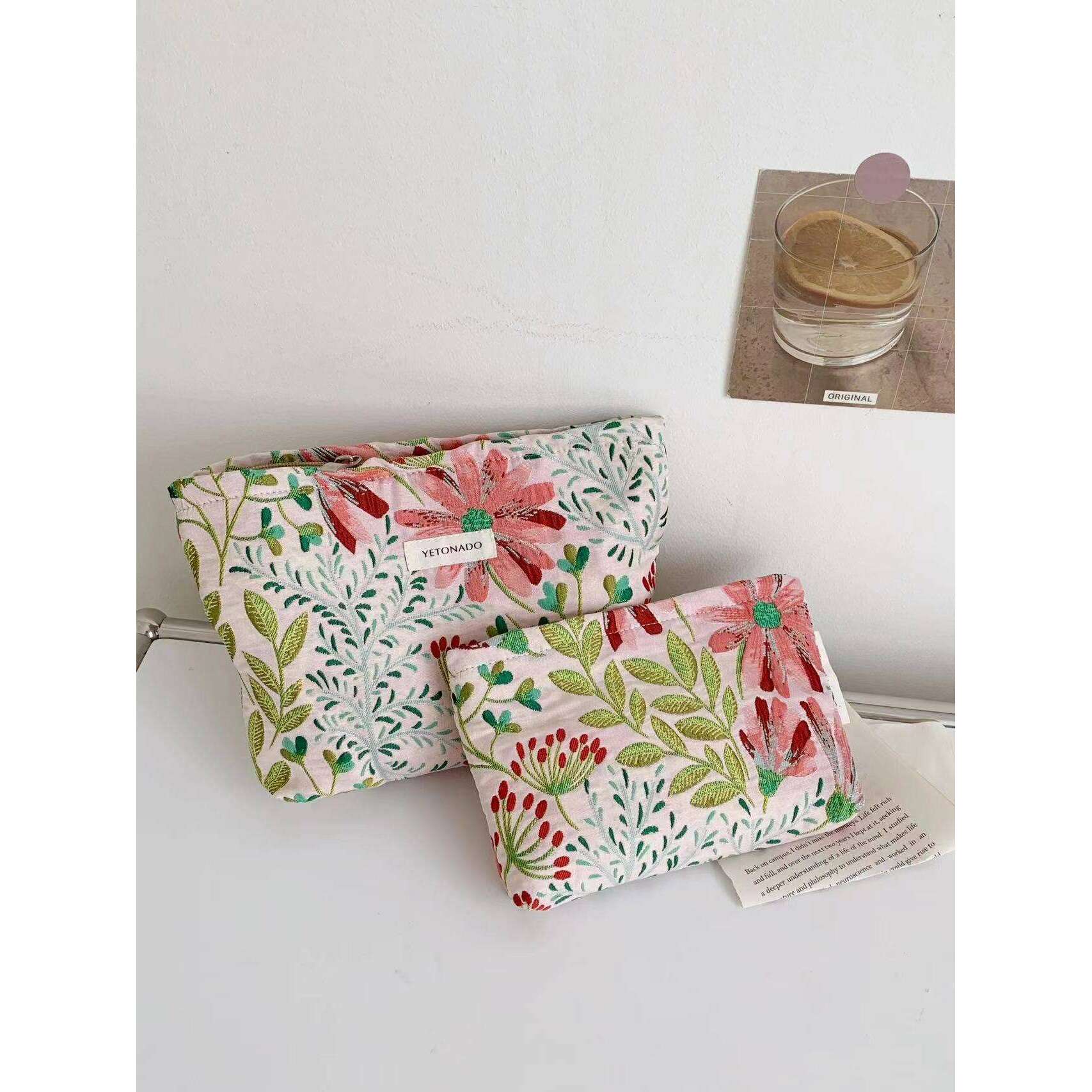 dipped-shop---colorful-large-capacity-flower-print-makeup-bag-dp25c596-smalldipped-shopplum-bottom-34517717