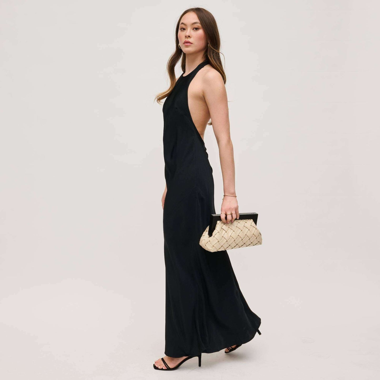 urban-expressions-jamie-woven-wooden-frame-clutch-ivoryhandbagsurban-expressionsplum-bottom-35644860