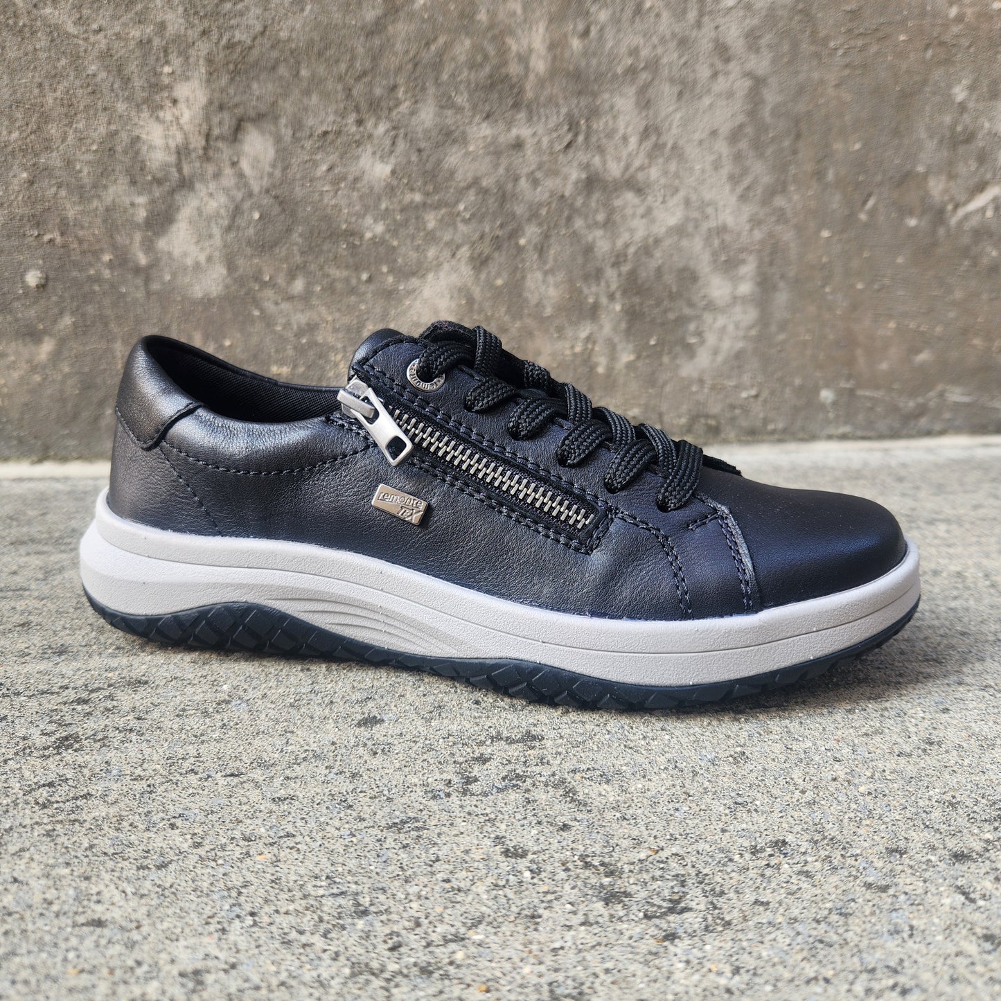 REMONTE D3Q00 Sneaker