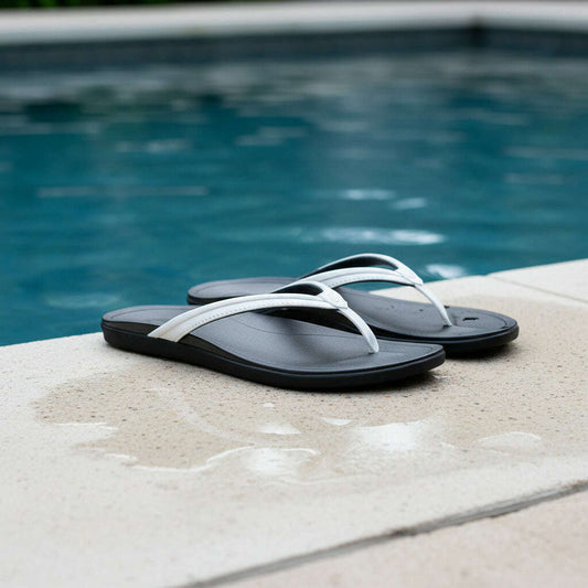 olukai-hoopio-malua-flip-flopsandalsolukaiplum-bottom-35936434