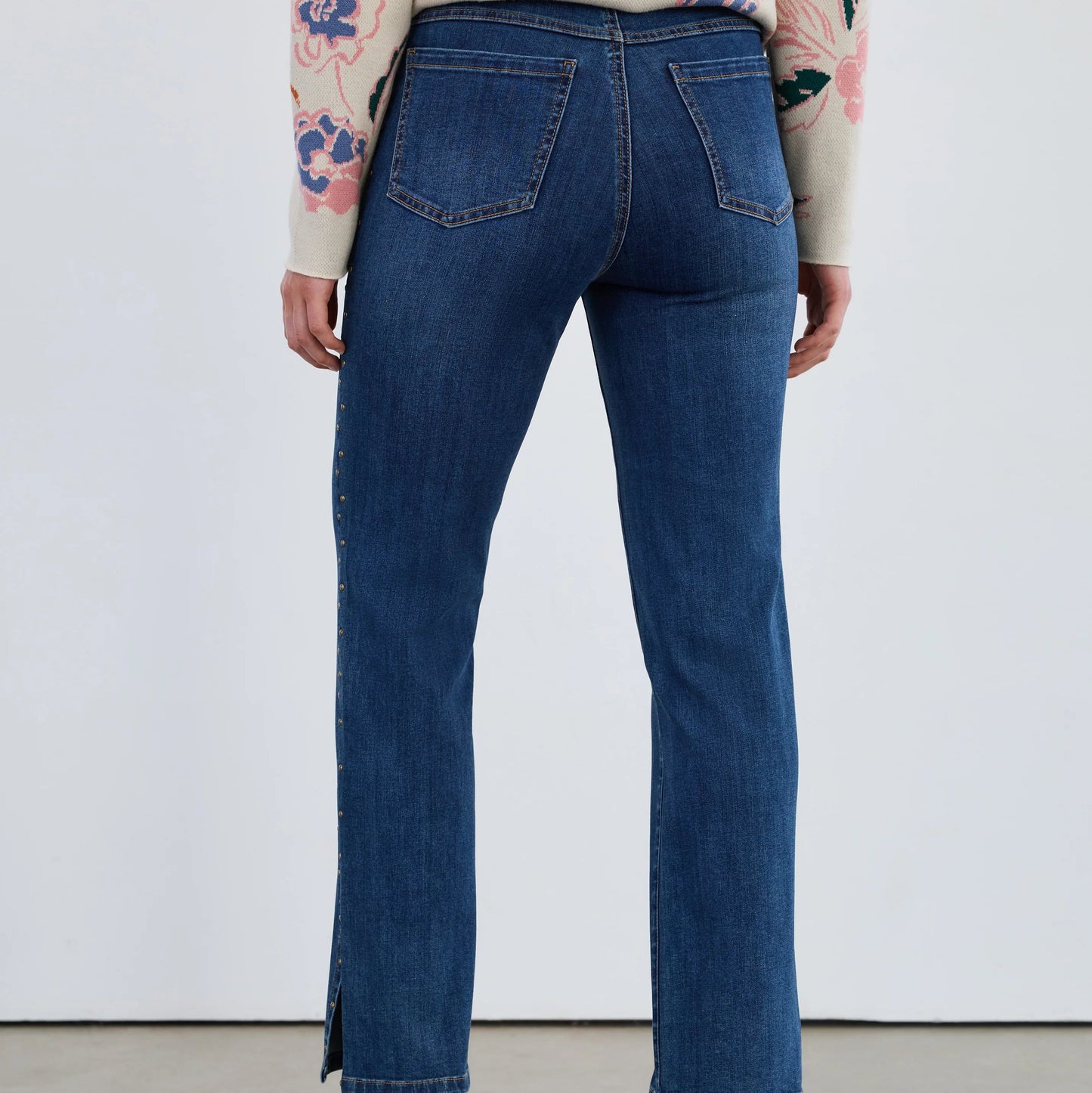FDJ - Pull-On Straight Ankle Denim w Studs