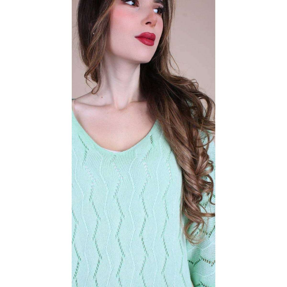 gigi-moda---pienza-knit-top-whiteclothinggigi-modaplum-bottom-35925276