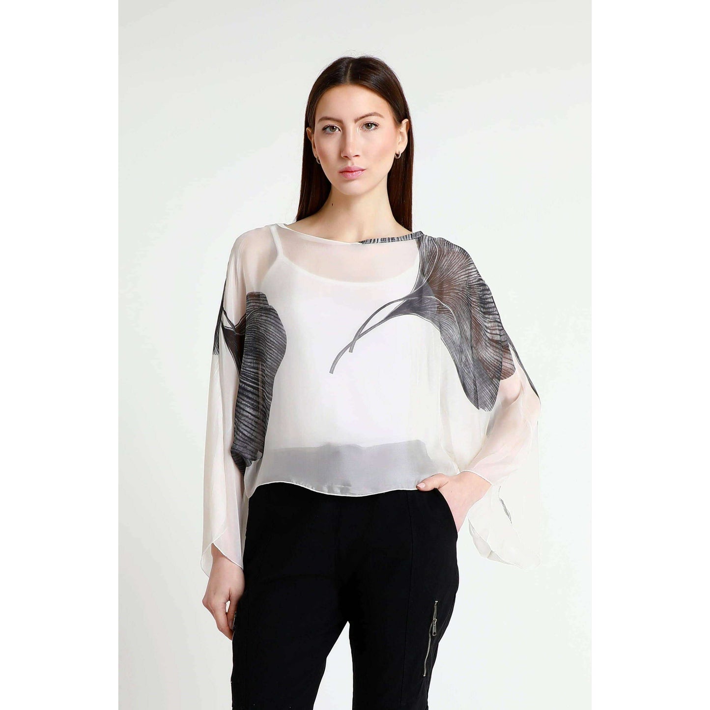 tina-stephens-italytees-by-tina---sofita-leaf-34-sleeve-cropped-silk-kaftan-bq200e-105-cream-one-sizeclothingtina-stephens-italytees-by-tinaplum-bottom-35914866