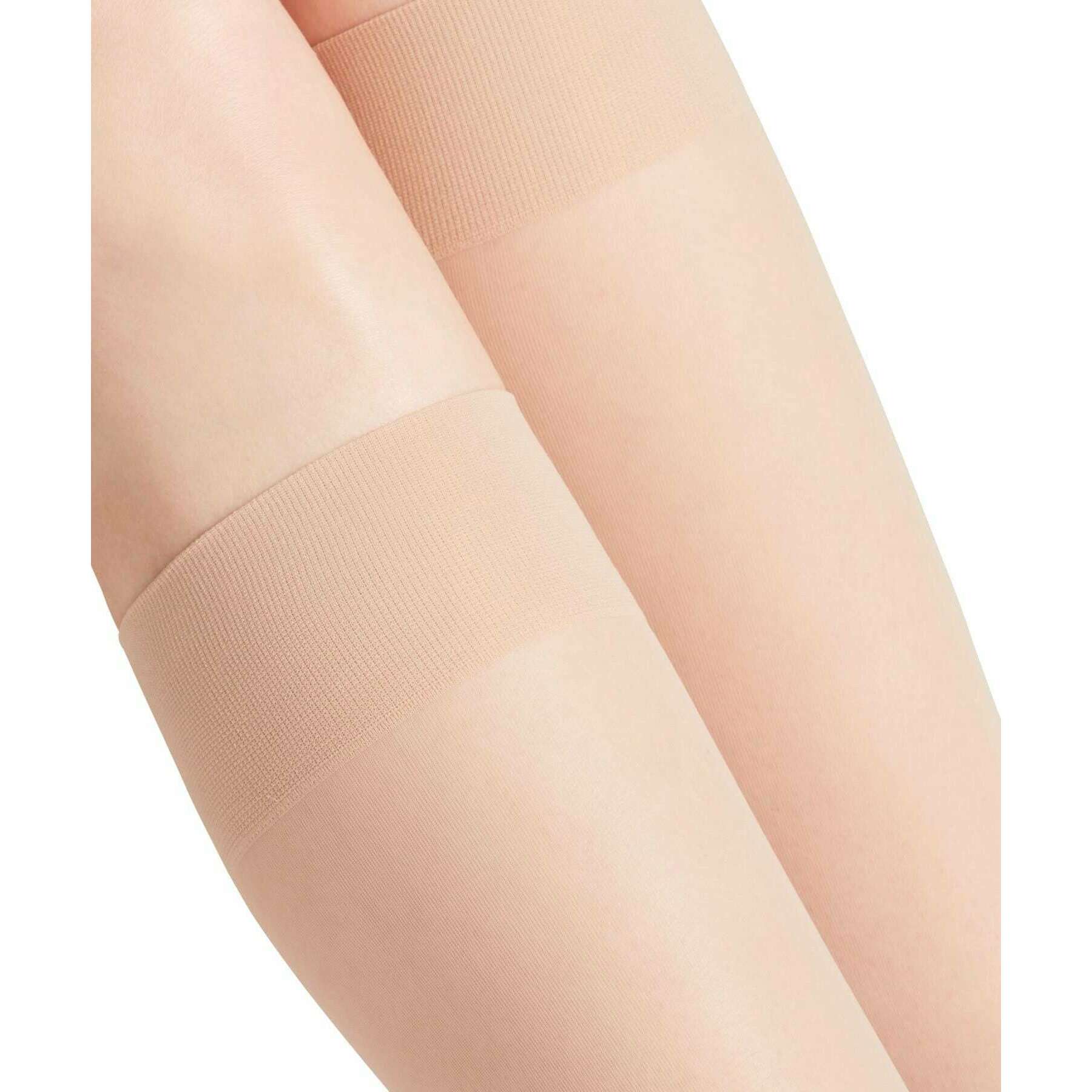 falke-matt-delux-20-knee-highs-in-crystalsocksfalkeplum-bottom-34072038
