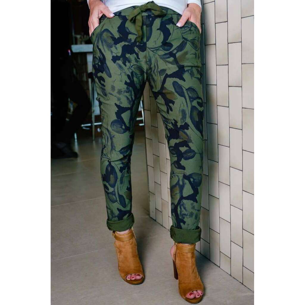 tina-stephens-italytees-by-tina---mya-abstract-leaf-pant-pl175l-250-beigepantstina-stephens-italytees-by-tinaplum-bottom-35913979