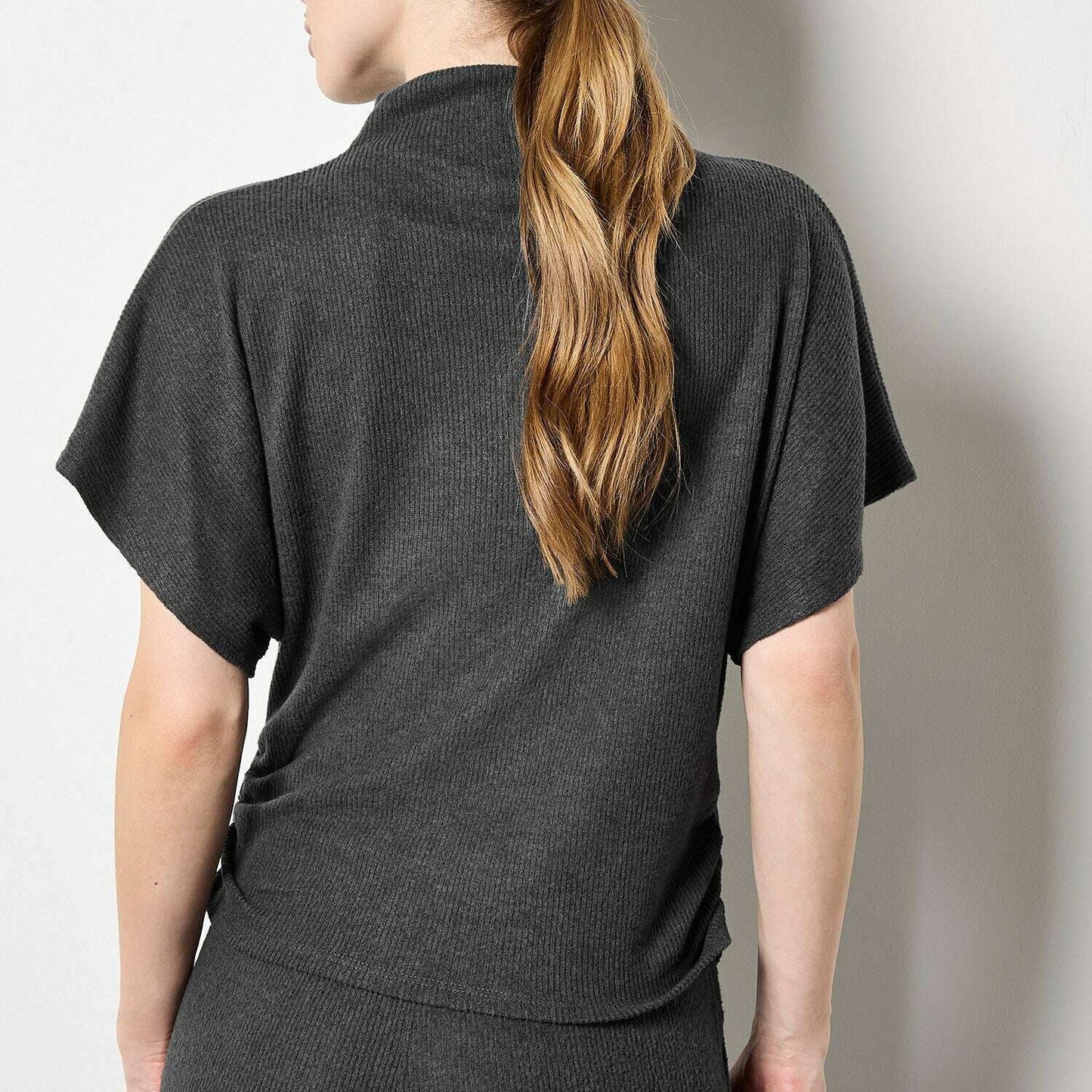 apricot--ruched-topclothingapricotplum-bottom-34634566