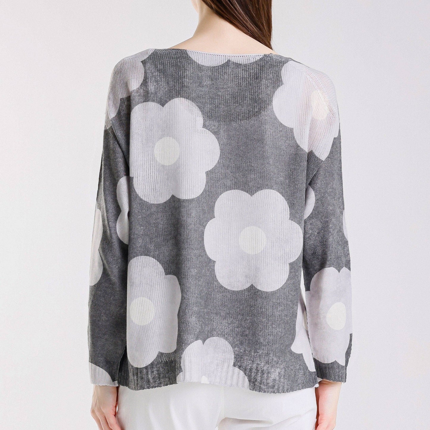 TINA STEHPHENS ITALY Hannah Daisy Light Sweater Dark Grey