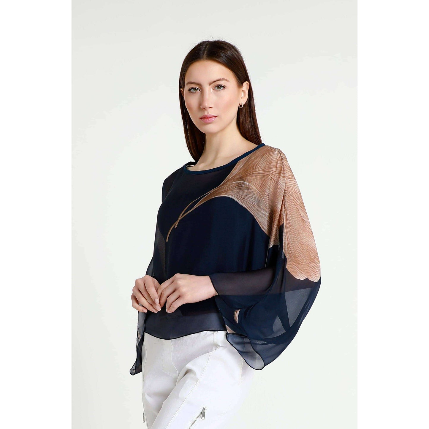 tina-stephens-italytees-by-tina---sofita-leaf-34-sleeve-cropped-silk-kaftan-bq200e-105-cream-one-sizeclothingtina-stephens-italytees-by-tinaplum-bottom-35914878