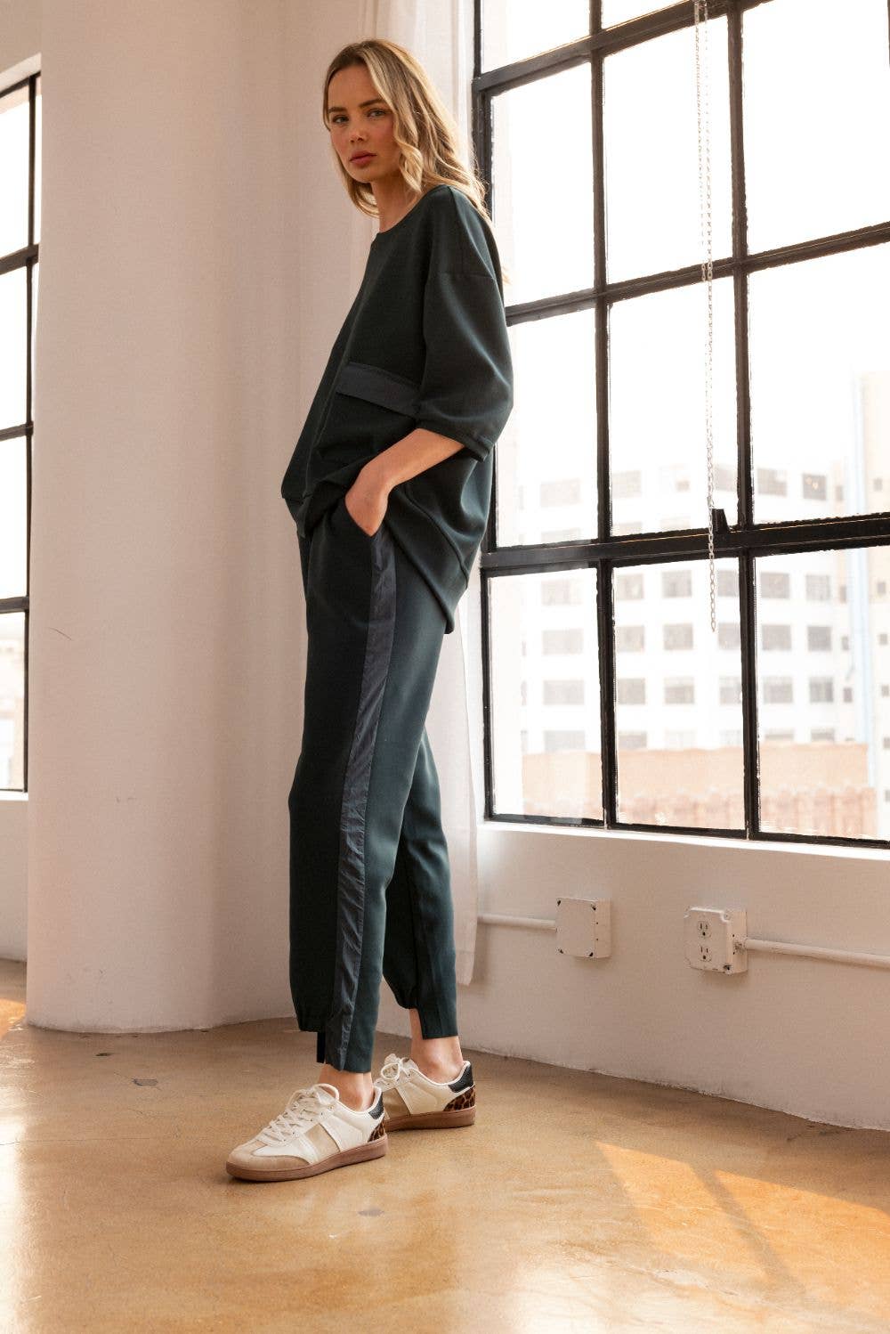 JOH APPAREL Katie Crepe Knit Pant Charcoal