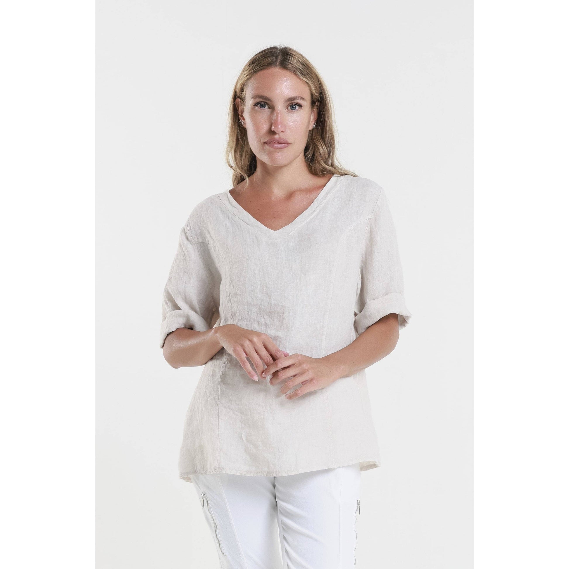 [TINA Stephens Italy/Tees By Tina - Lula Short Sleeve V-Neck Linen Side Seam Top (BSS198): 250 Beige / One Size], [CLOTHING], [TINA Stephens Italy/Tees By Tina], [Plum Bottom].