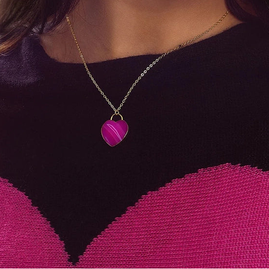 Saachi - Agate Heart Necklace - Pink