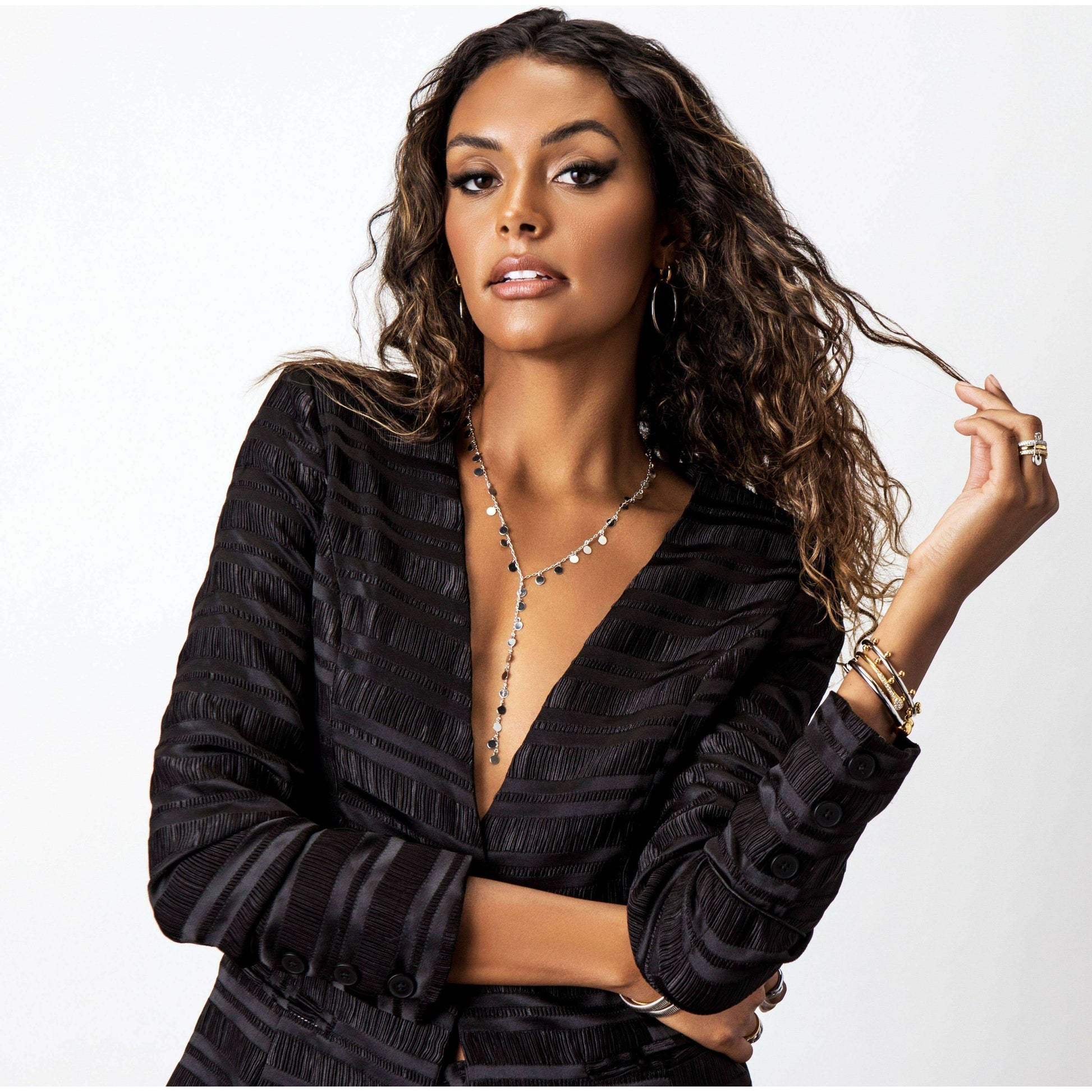sahira-jewelry-design---cha-cha-lariat-goldjewelrysahira-jewelry-designplum-bottom-35914562