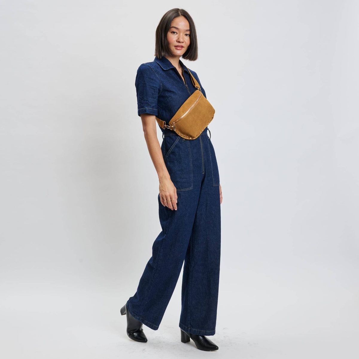 [Moda Luxe - Gizelle-Suede Belt Bag: Custard], [Handbag], [Moda Luxe], [Plum Bottom].