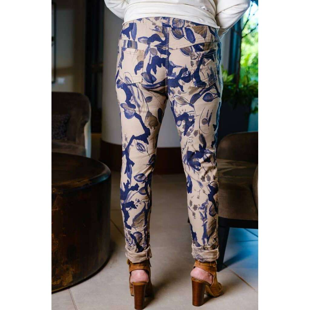 tina-stephens-italytees-by-tina---mya-abstract-leaf-pant-pl175l-250-beigepantstina-stephens-italytees-by-tinaplum-bottom-35913991
