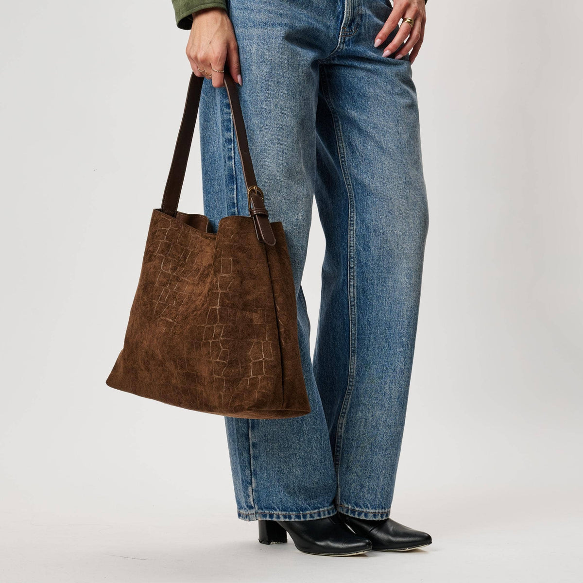 [Moda Luxe - Neve Croco Tote: Chocolate], [Handbags], [Moda Luxe], [Plum Bottom].