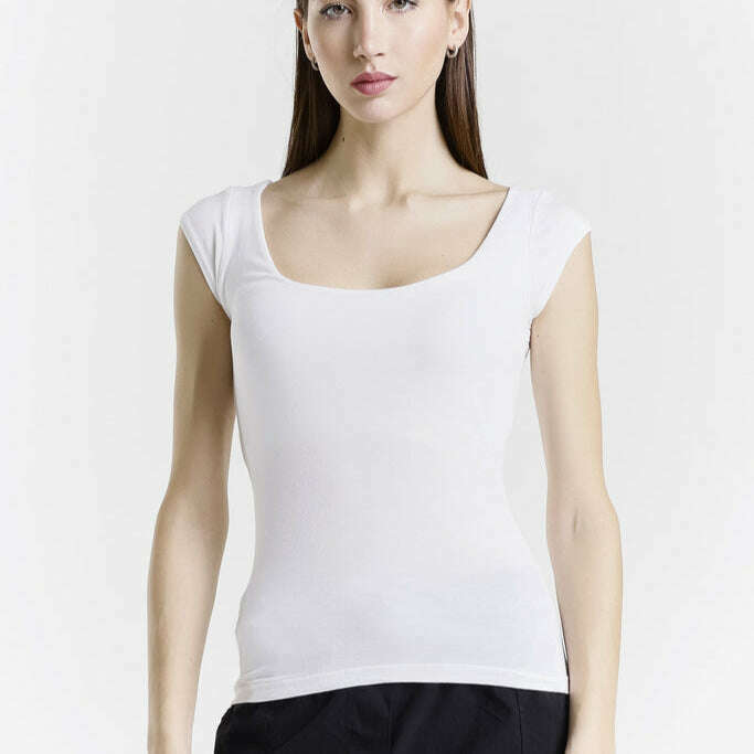 tina-stephens---kennedy-shirt--whiteclothingtina-stephensplum-bottom-33936405
