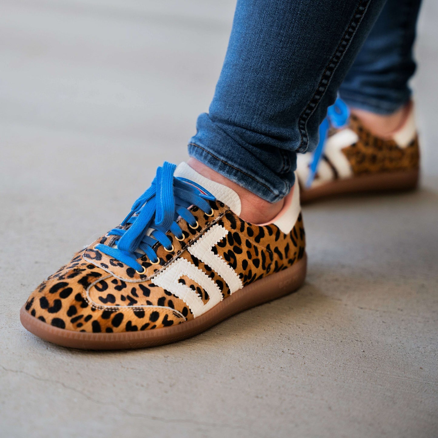 back-70---cloud-in-leopardsneakersback-70plum-bottom-34085904