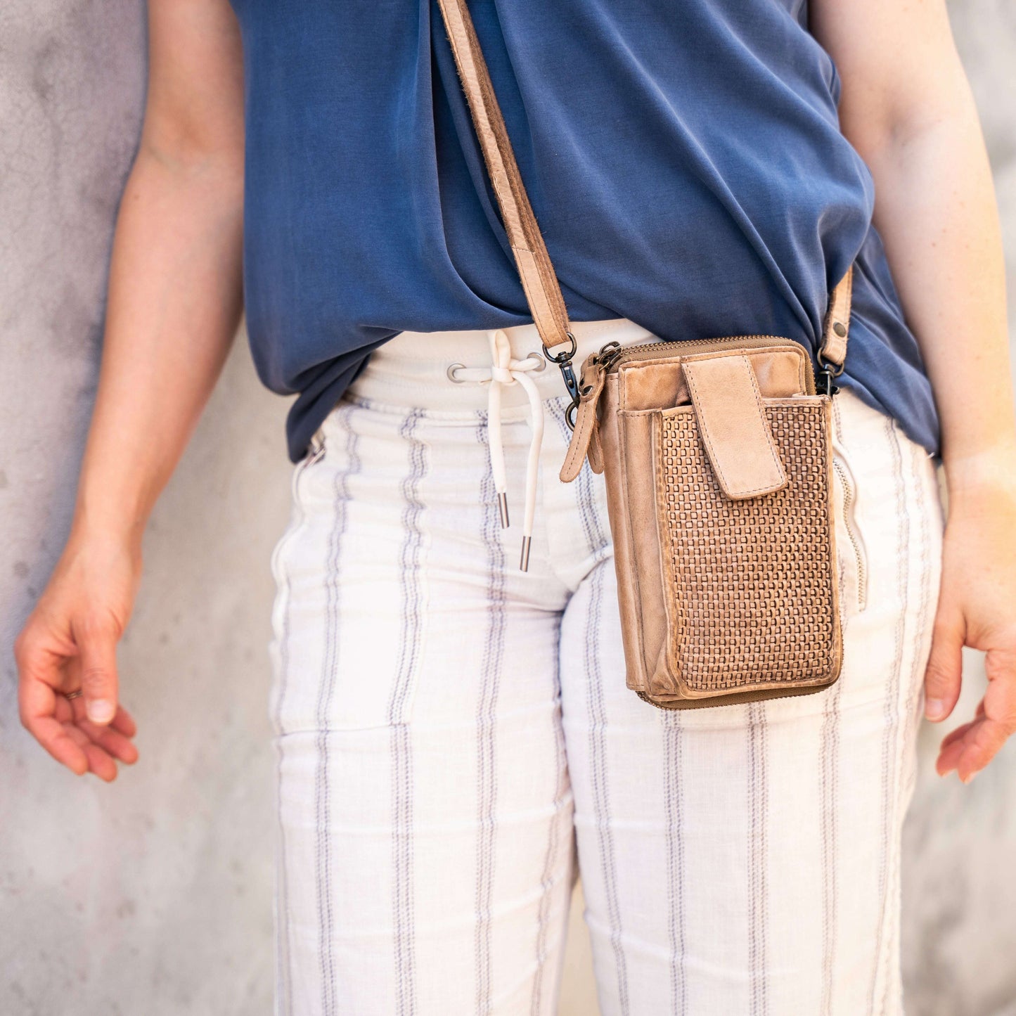 MILO Ella 500 Crossbody