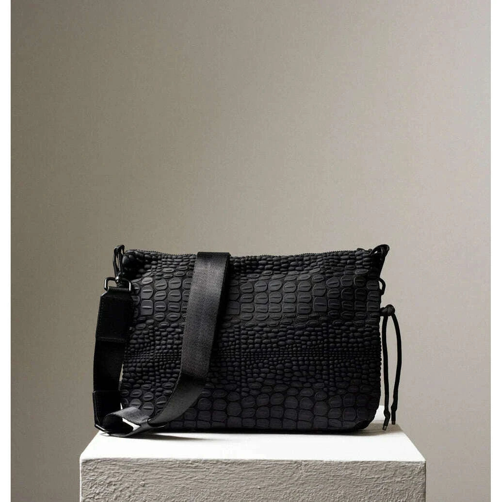 daniella-lehavi--tokyo-crossbody-handbag--blackaccessoriesdaniella-lehaviplum-bottom-35919077