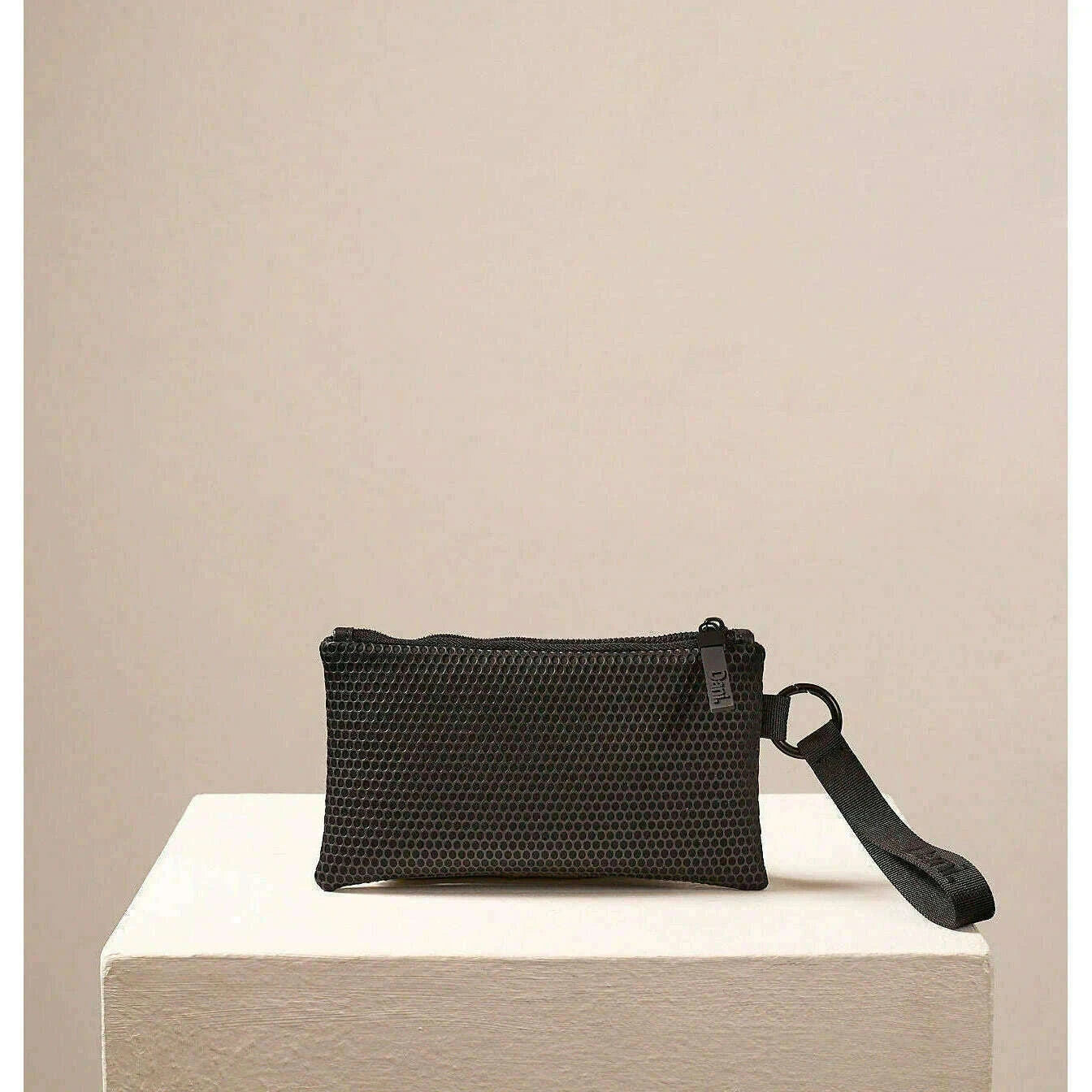 daniella-lehavi---bonnie-case---blackhandbagsdaniella-lehaviplum-bottom-34086209