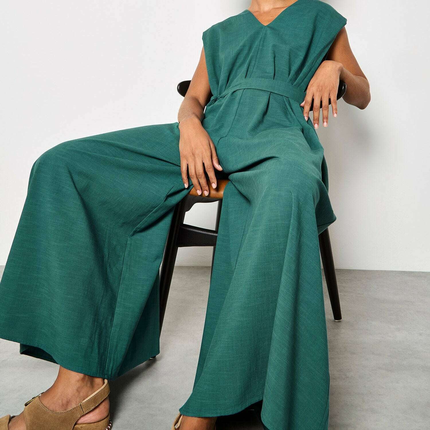 apricot-wide-leg-v-neck-belted-jumpsuitclothingapricotplum-bottom-35932785