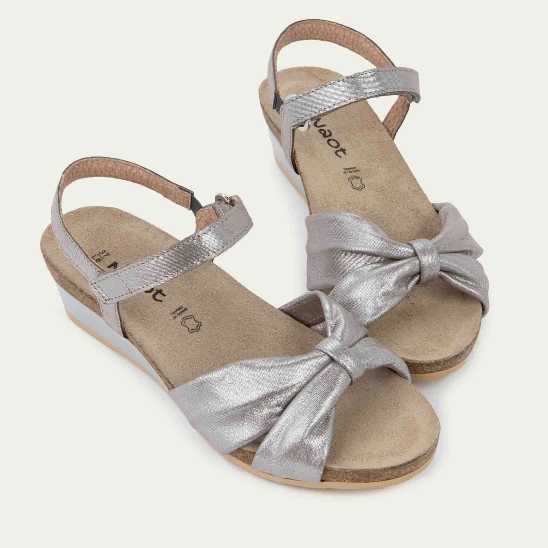 NAOT 104126 Madame Sandal | Plum Bottom