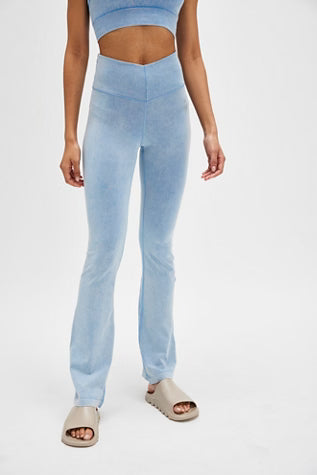 free-people-go-to-smooth-flare-washed-denim-blueclothingfree-peopleplum-bottom-35924928