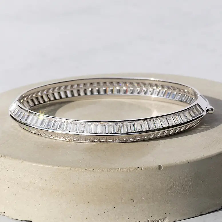 NATIVE GEM Razor Edge Bangle Sterling Silver