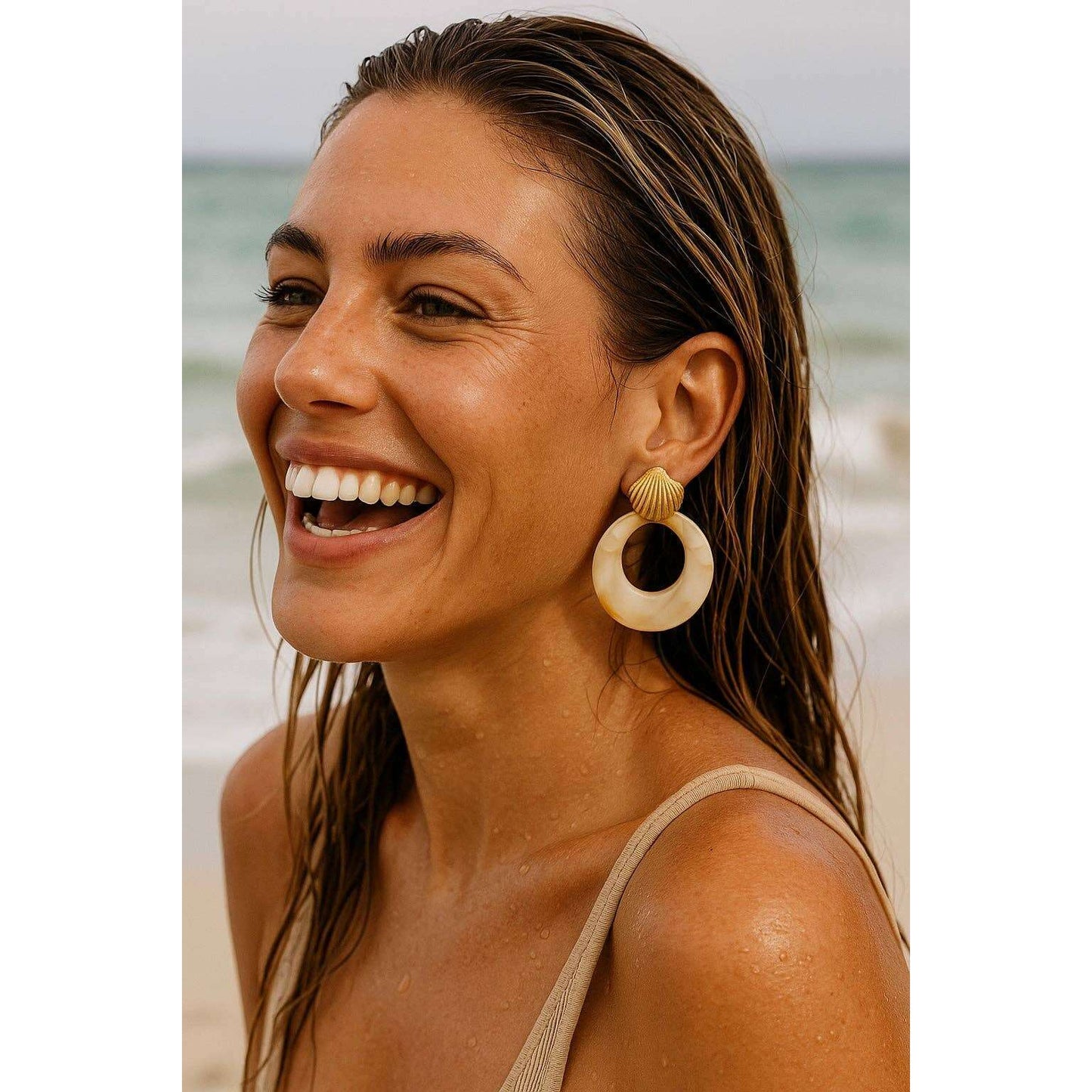 sahira-jewelry-design---kenle-shell-earring-marblejewelrysahira-jewelry-designplum-bottom-35914573