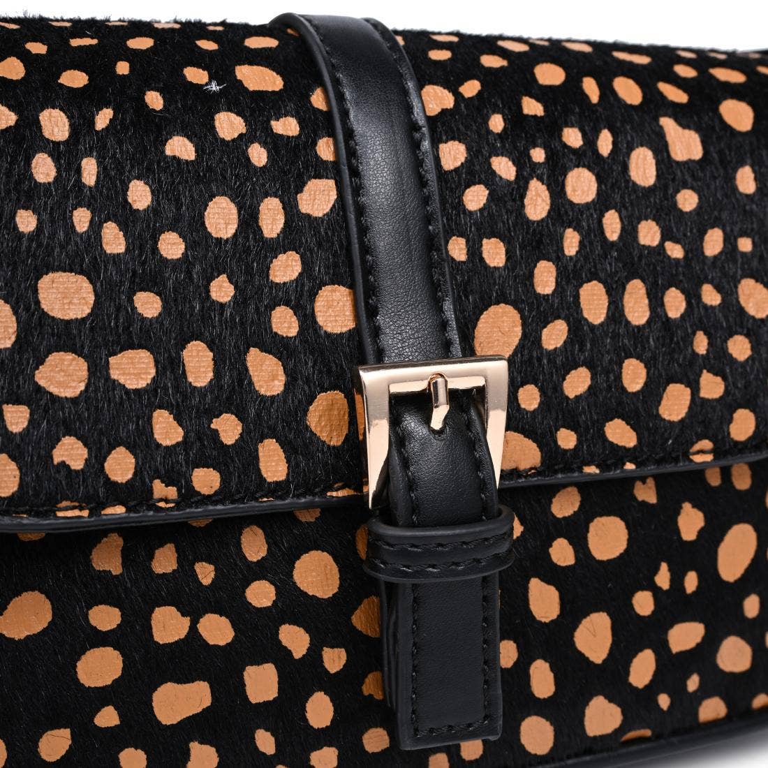 [Moda Luxe - Urisa Shoulder Bag: Black Tan], [Handbag], [Moda Luxe], [Plum Bottom].
