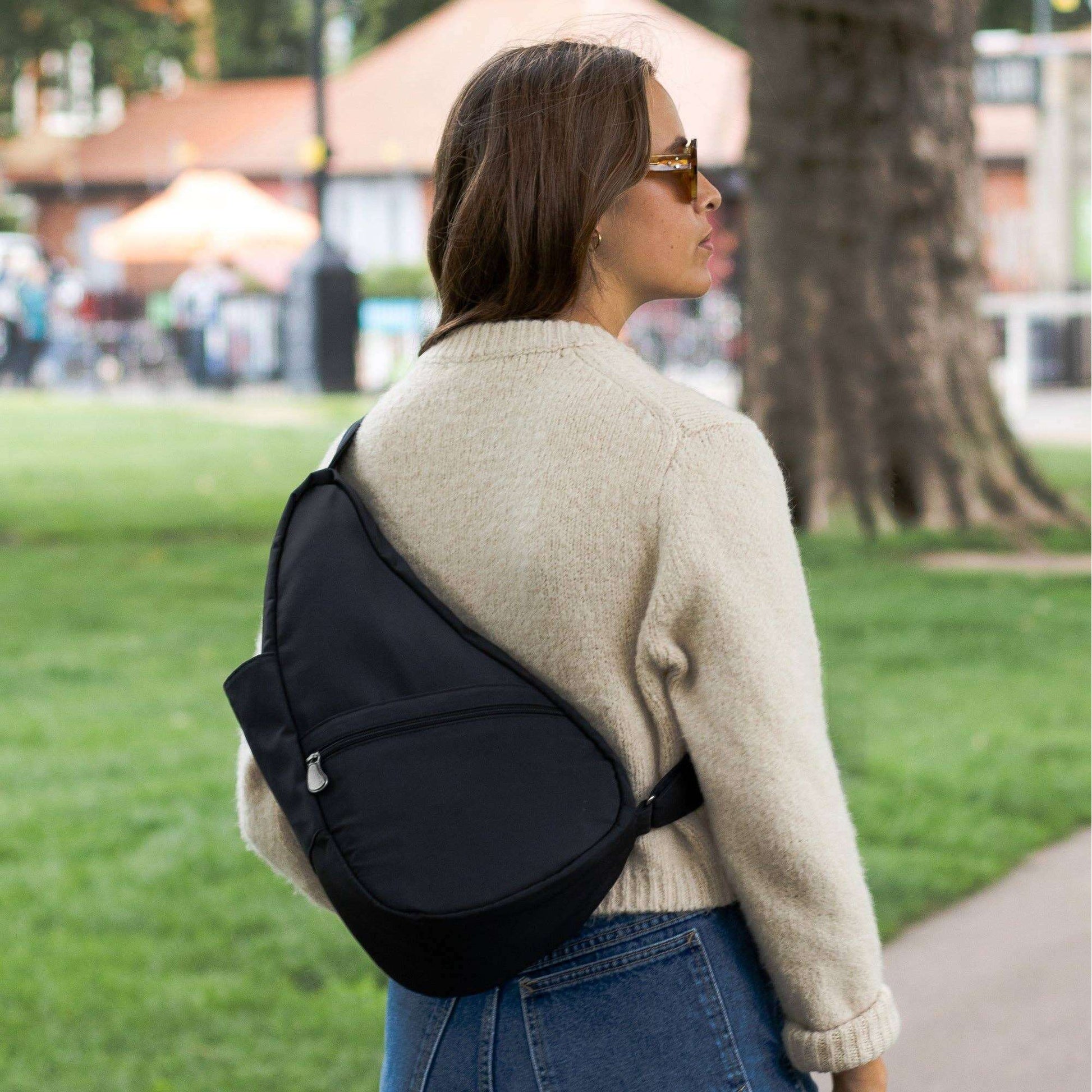 ameribag-products-llc---ameribag-17-microfiber-healthy-back-bag-tote®-small-blackaccessoriesameribag-products-llcplum-bottom-35936639