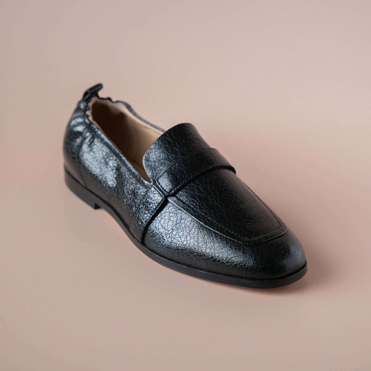 Andre Assous - Cedar - White Gold & Black Crackle, Loafers, Andre Assous, Plum Bottom