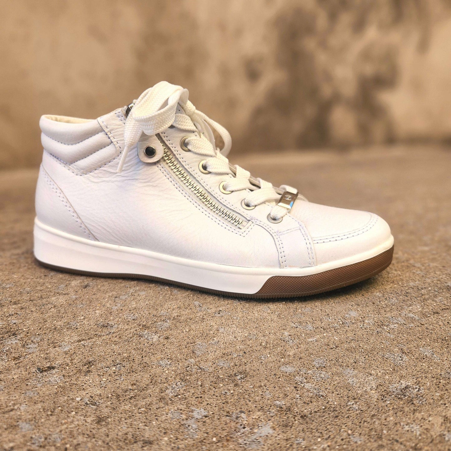 ARA - REI High Top in White, Sneakers, Ara, Plum Bottom